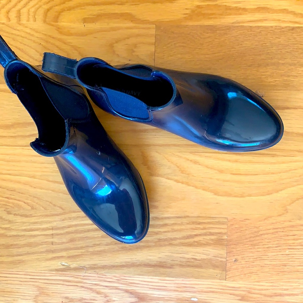 Girls Size 4 Navy Slip on rain boots